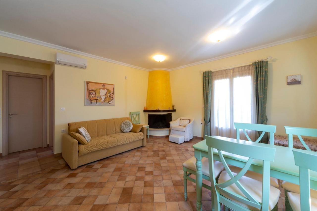 Galaxídhion Nautilus Luxury Suites מראה חיצוני תמונה